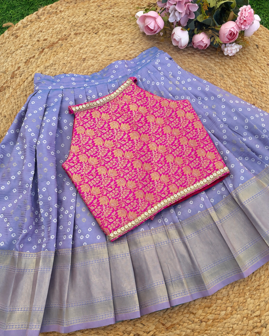 LAVENDER BANDHINI SKIRT AND BANARSI BLOUSE