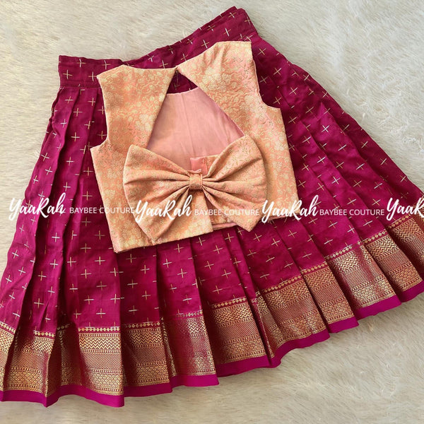 Pink Thin/Thick  Border Skirt & Triangle Peach Top