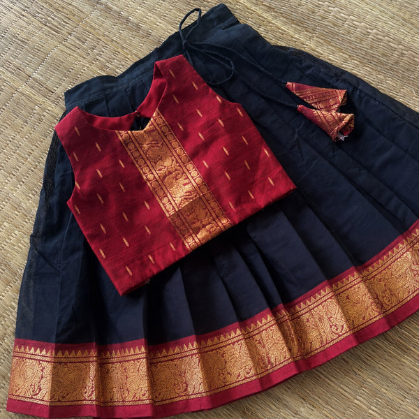 Silk Bordered Kanchi Cotton Skirt And Dupion Silk Blouse