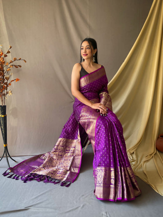 Semi Silk Saree : Kallaana