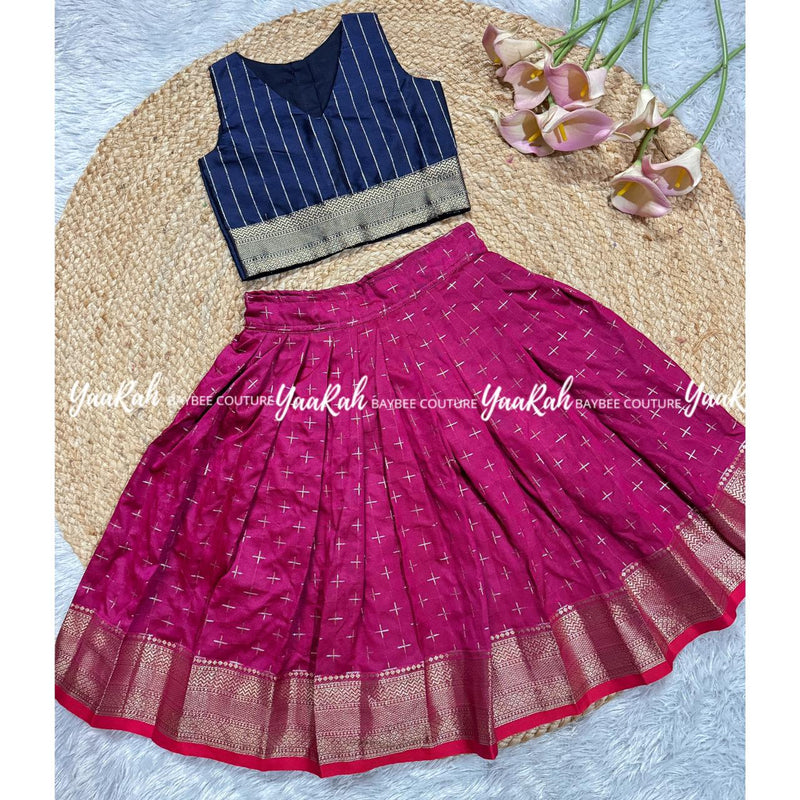 Kallana Skirt And  Line  Top  : Thin Border : 10 Colors