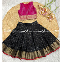 Kallana Skirt And  Line  Top  : Thin Border : 10 Colors