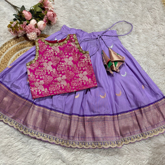 Lavendersilk Skirt With Lace Border And Rani/Magenta Banarasi Blouse