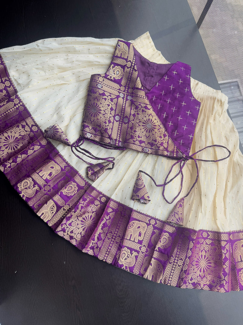 Kallana Silk Bordered Cotton Skirt And Purple Angaragra Semi Silk Blouse