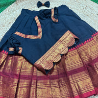 Kanchi Cotton Skirt And Cotton Blouse - Black
