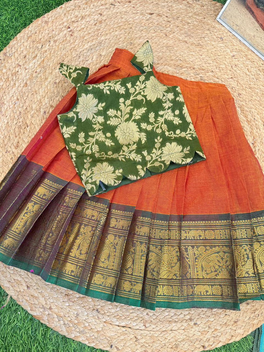 GREEN COTTON ZARI BORDERD KANCHI SKIRT AND GREEN SEMI CHANDERI BLOUSE