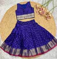 Kallana Skirt And  Line  Top  : Thin Border : 10 Colors