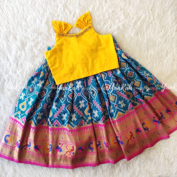 PEITHANI SOFT SAREE : PATOLA - Image 2