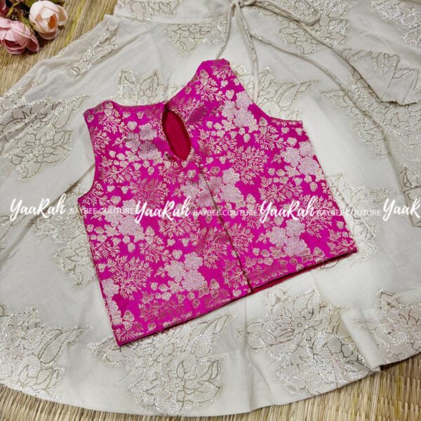 COTTON LUREX UMBRELLA SILK SKIRT AND RANI PINK BANARASI BLOUSE - Image 4