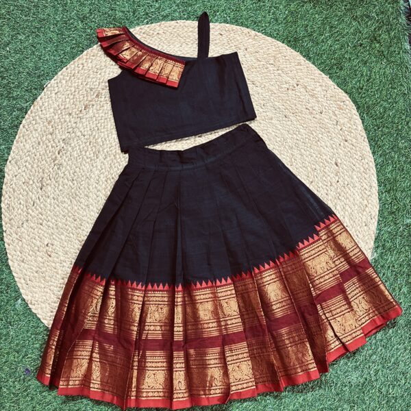 KANCHI COTTON SKIRT AND COTTON BLOUSE - BLACK - PLEATS ON BLOUSE ARE AVAILBLE ONLY ON FRONT