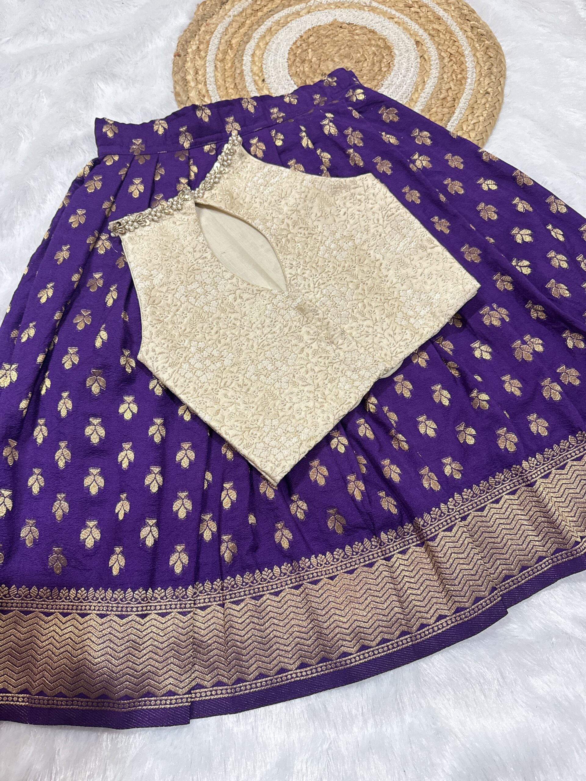 PURPLE DOLA SILK SKIRT WITH CREAM BANARSI BLOUSE - Image 3