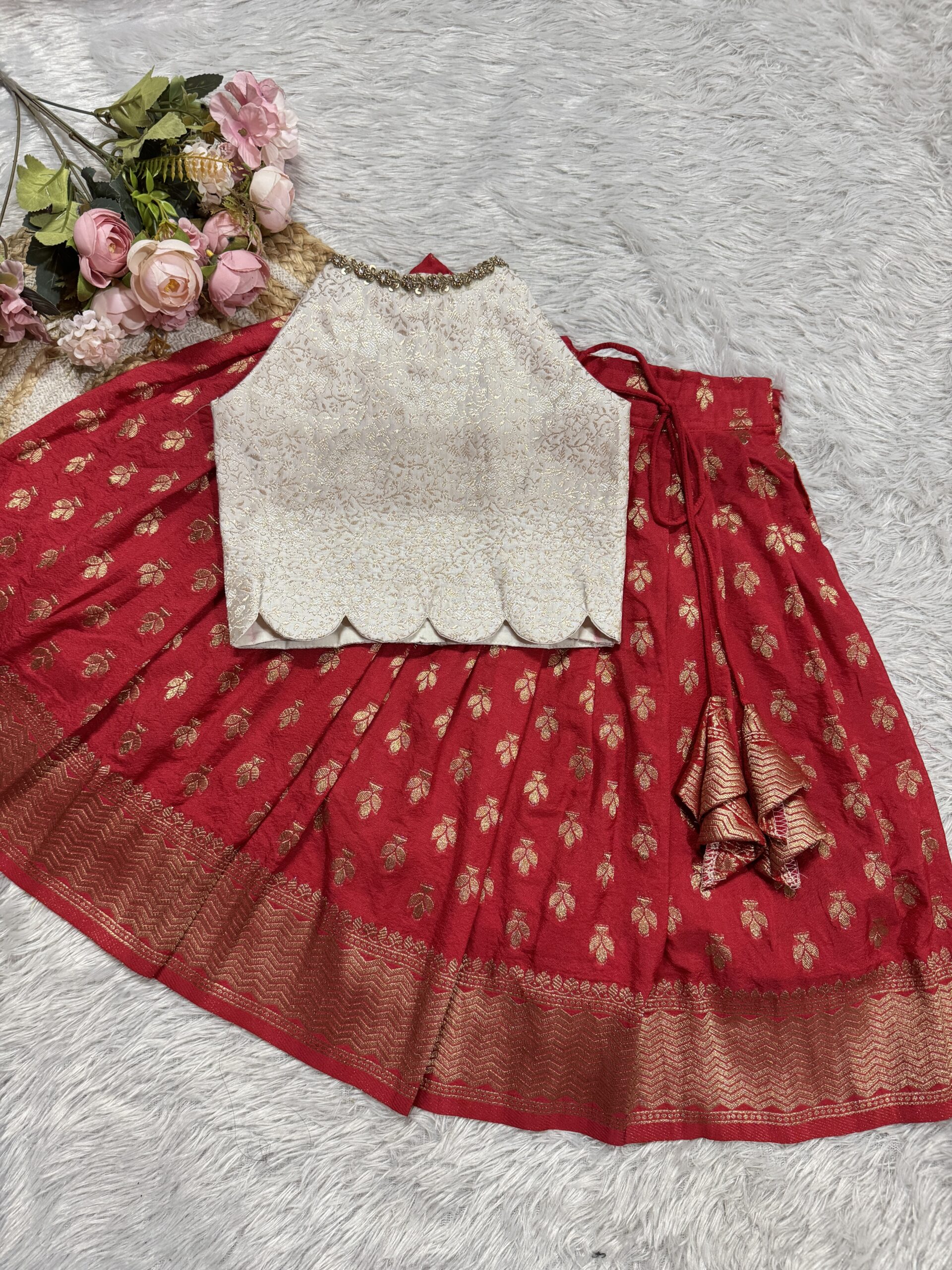 PURPLE DOLA SILK SKIRT WITH CREAM BANARSI BLOUSE - Image 5